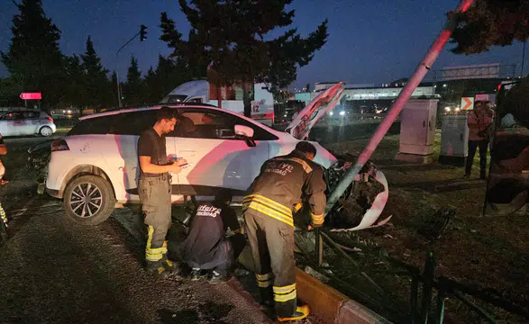 Çerkezköy Tugay Kavşağı’nda Feci Kaza: 3’ü Çocuk 6 Kişi Yaralandı