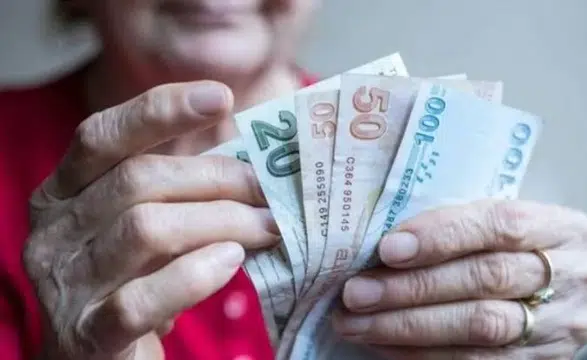 SGK Uzmanı Hesapladı: En Düşük Emekli Maaşı Ne Kadar Olacak?