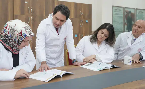 Öğretmen Önlüğü İçin Yeni Dönem: Standartlar Belirlendi