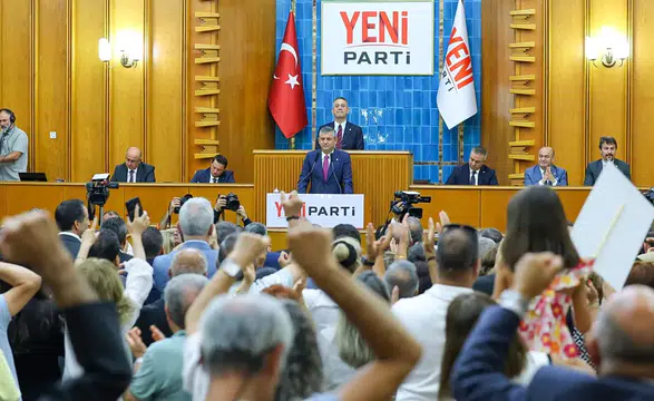 YENİ Parti’de İsim Krizi: Gözler AYM Kararına Çevrildi