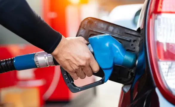 Motorin Fiyatlarında 3 Haneli Dönem Yaklaşıyor: Zam Alarmı