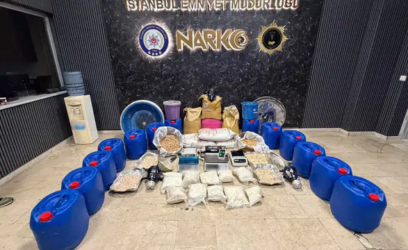 İstanbul’da Uyuşturucu Operasyonları: Yüzlerce Kilo Madde Ele Geçirildi