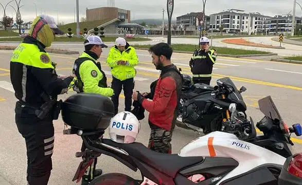 Elazığ’da motosiklet denetimi: 89 sürücüye 848 bin TL ceza