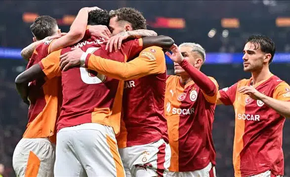 Galatasaray'ın Trabzonspor Maçı Kamp Kadrosu Açıklandı: 4 Yıldız Yok
