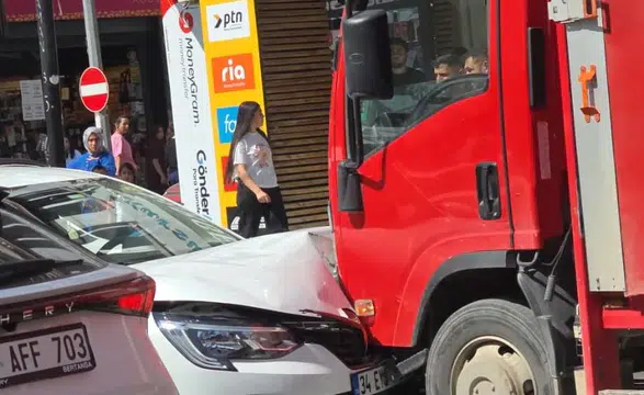 Adıyaman’da Direksiyon Hakimiyetini Kaybeden Sürücü Yaralandı
