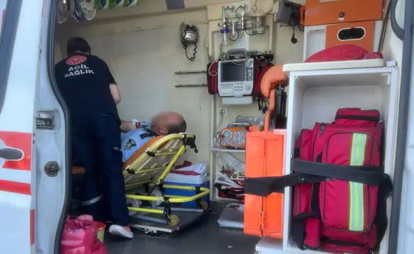 Seyyar Satıcı Denetiminde Arbede: Bir Memur Yaralandı