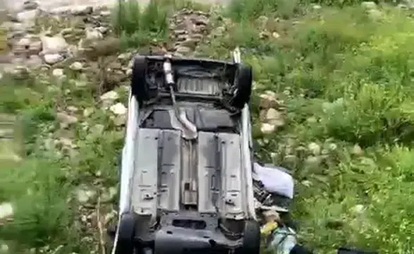 Gökçesu Mevkiinde Korkutan Kaza: Anne ve Çocukları Hastaneye Kaldırıldı