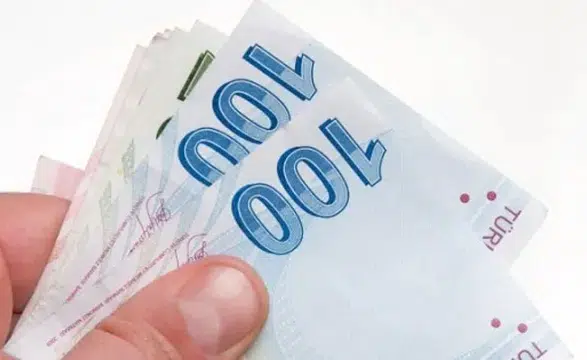 Kamu işçilerine ek ödemenin ilk yarısı yarın hesaplarda