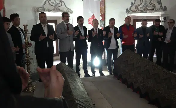Hüma Hatun Anneler Günü’nde Dualarla Anıldı