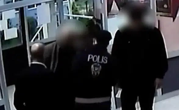 Ehliyet Sınavında Kameralı Kopya Düzeneği Operasyonu