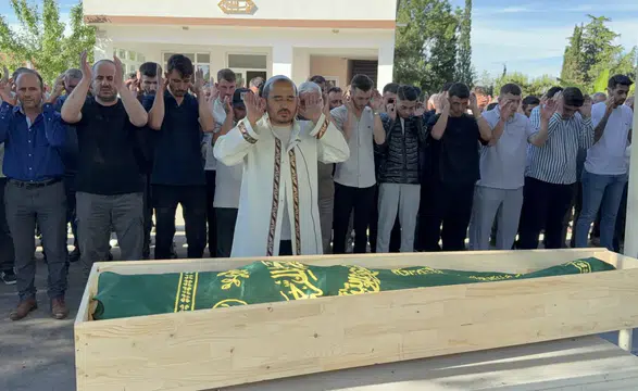 Lunaparkta Hayatını Kaybeden Genç Toprağa Verildi