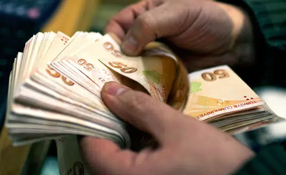 Memur-Sen’den seyyanen zam çağrısı!