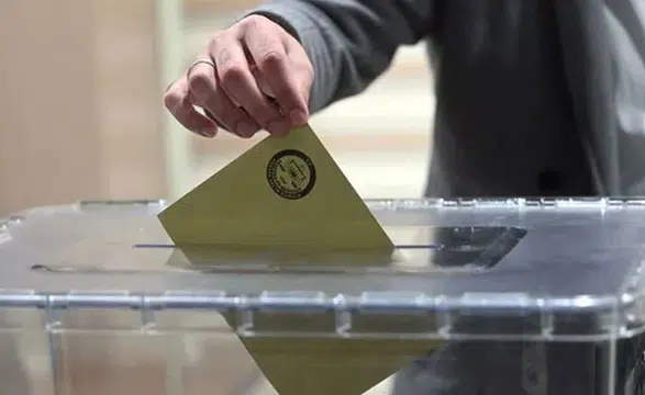Ara seçimlerde 6 beldenin kazananları belli oldu