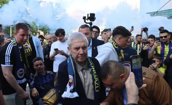 Aziz Yıldırım döneminin başlamasıyla Fenerbahçe'yi neler bekliyor?