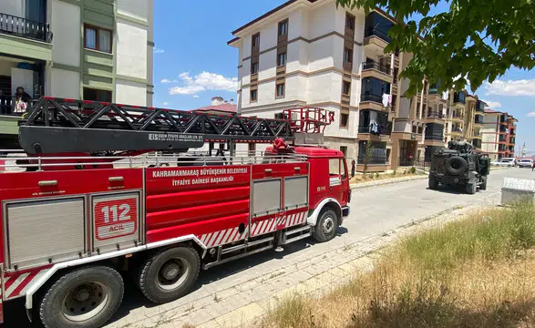 Elbistan'da Dehşet Anları! Evde Anne ve Babasını Rehin Aldı: Özel Harekat...
