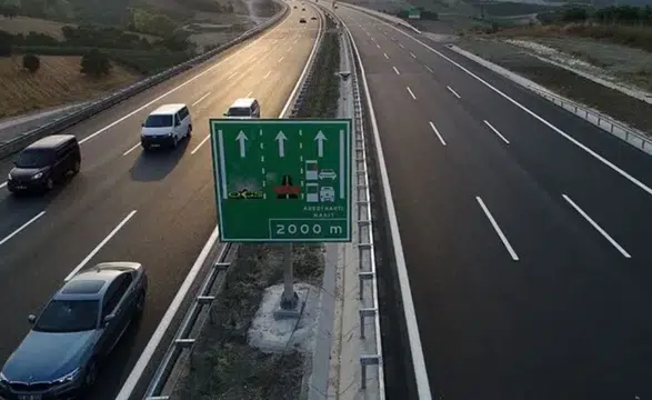 Otoyol ve Köprü Geçiş Ücretlerine Zam: Yeni Tarife Yürürlüğe Girdi
