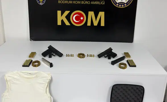 Bodrum'da Gece Kulübünde Skandal Kutlama: Çelik Yelek Ele Geçti,1 Tutuklu!