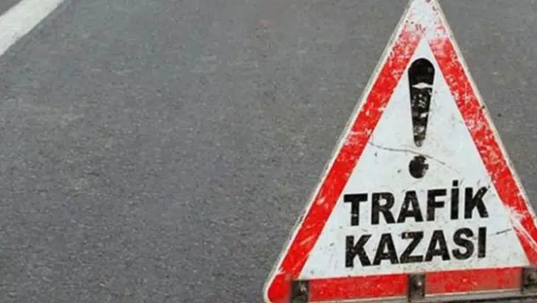 Sivas’ta Trafik Kazası: 3 Kişi Yaralandı