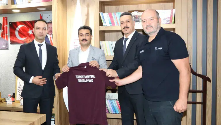 Sivaslı Öğretmenler Cumhurbaşkanlığı Kupası’nda Görev Alacak