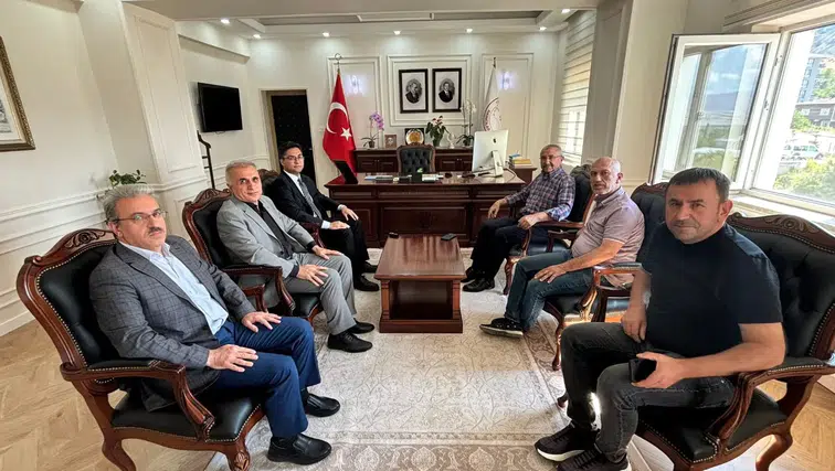 AK Parti İstanbul Milletvekili İsmail Erdem’den Akıncılar Kaymakamı Faruk Karababa’ya Ziyaret