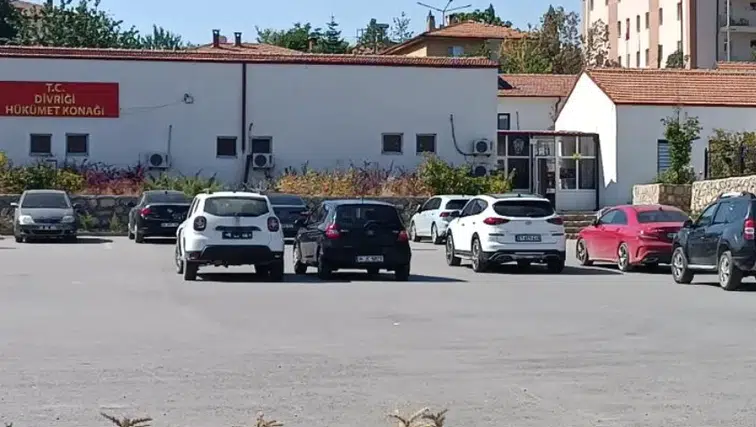 Sivas Valiliği Açıkladı! Büşra Bebek Soruşturmasına Yayın Yasağı Getirildi!