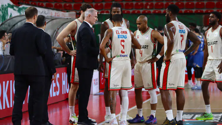 Karşıyaka Basketbol Evinde İki Maçta İki Galibiyet Aldı