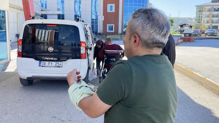 Sivas'ta acemi kasaplar hastanenin yolunu tuttu