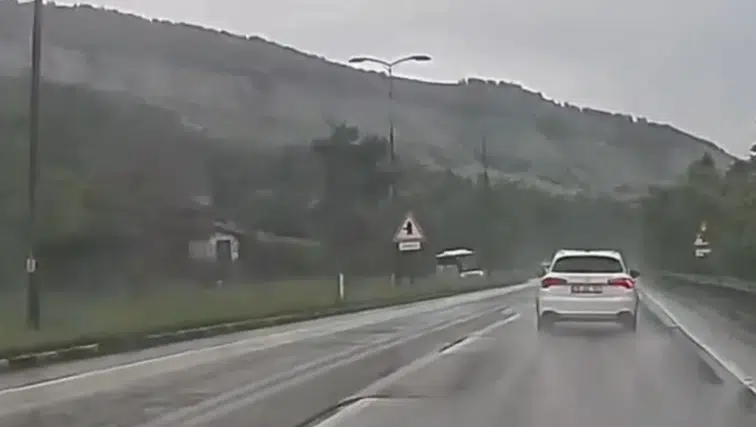 Karabük’te Yolcu Otobüsü Savruldu, Facia Önledi