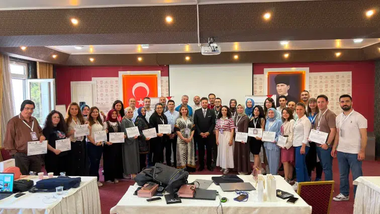 Türkiye'nin Dört Bir Yanından Gelen Öğretmenler Sivas'ta Dijital Eğitim İçin Bir Araya Geldi