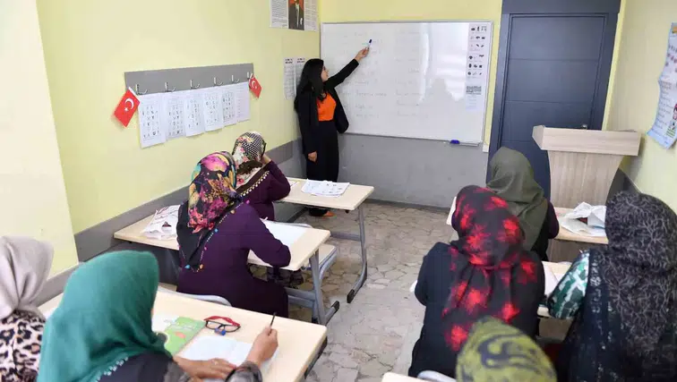 Sivas’ta Güncel Veriler Endişe Verdi: 20 Bin 596 Kişi Hâlâ Okuma Yazma Bilmiyor
