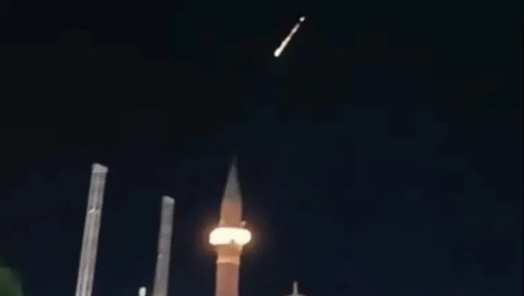 Sivas'ta "meteor" iddiası: Gökyüzünden düşen parça aranıyor