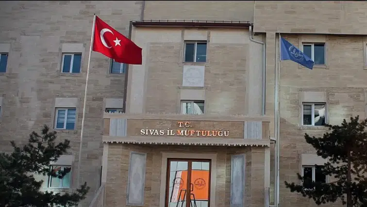 Sivas Müftülüğü'nden Kur'an Kursu Öğreticiliği Sınavı Duyurusu