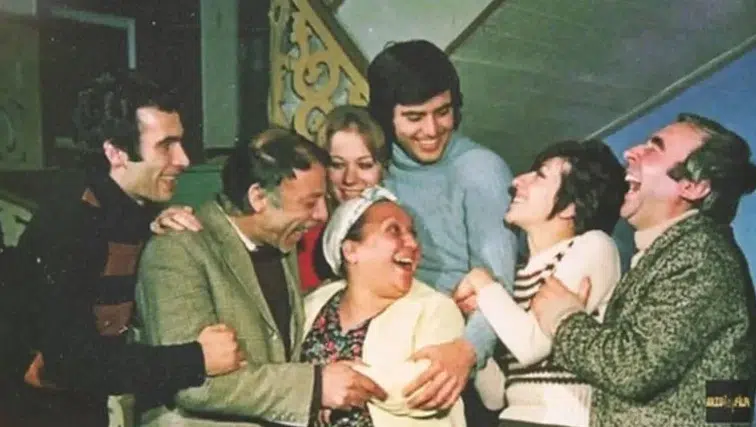 Yeşilçam'ın unutulmaz filmi dizi oluyor! Yıllar sonra ekrana geri dönüyor