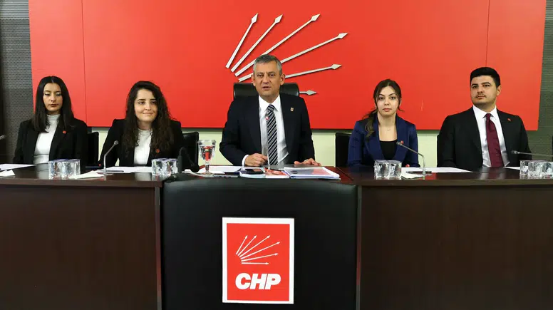 Özgür Özel’den Sivas Vekiline Yeniden Görev: İlk PM Toplantısı Yapıldı