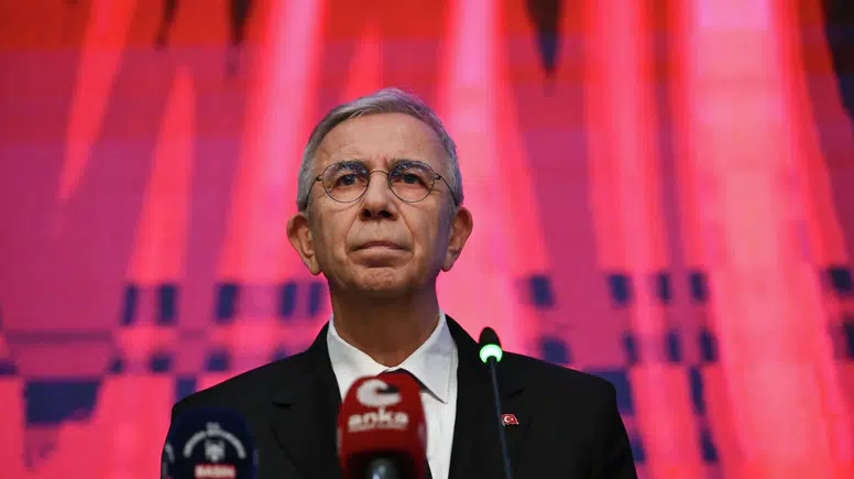 Mansur Yavaş CHP'den İstifa Etti: 4 İlçe Başkanı Eşlik Etti