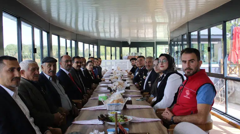 Hafik’te Gaziler Onuruna Yemek Programı Düzenlendi