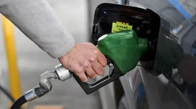 Benzine Büyük Zam Gündemde: Litre Fiyatı 90 TL’yi Aşabilir