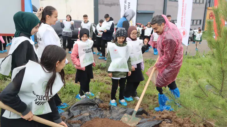 Sivas’ta Etik Haftası Kapsamında “Etik Hatıra Ormanı” İçin Fidan Dikimi Gerçekleştirildi