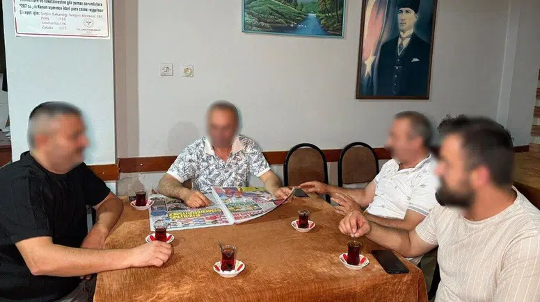 Yargıtay'dan emsal karar: Kahvehanede zaman geçirmek boşanma sebebi