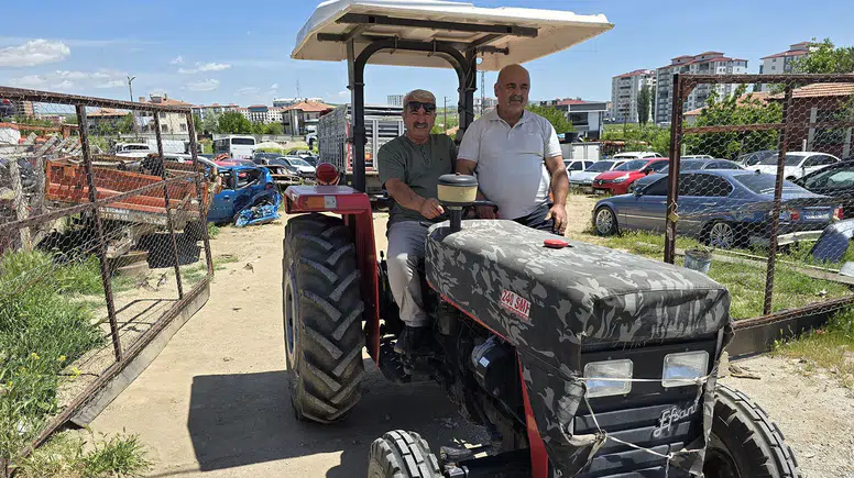 17 Yıl Sonra Gelen Mucize: Çalınan Traktör Akü Sayesinde Bulundu