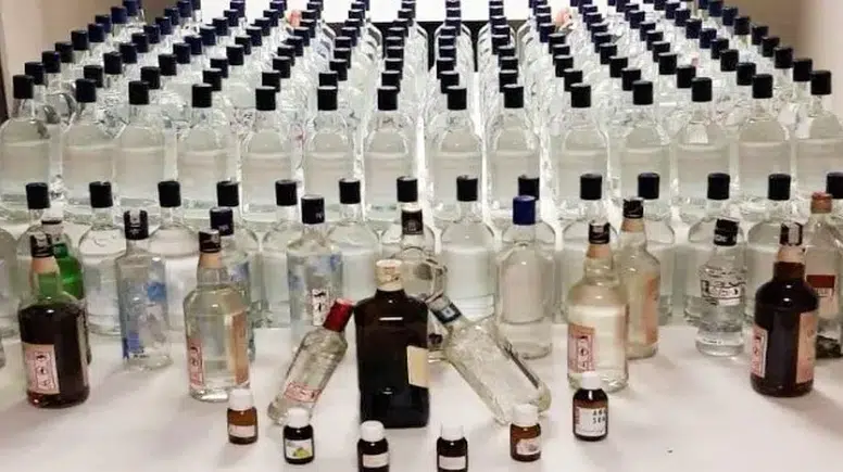Alkollü içki firmalarına yeni kısıtlamalar: Tabelalardan kalkıyor