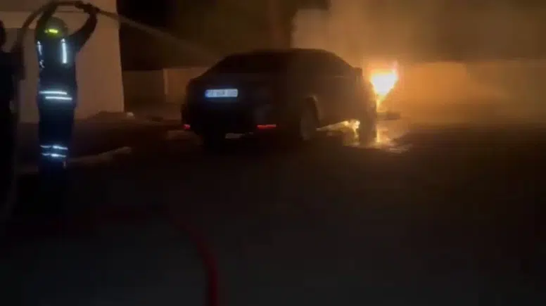 Siverek’te Yangın Paniği: Araç Kullanılamaz Hale Geldi