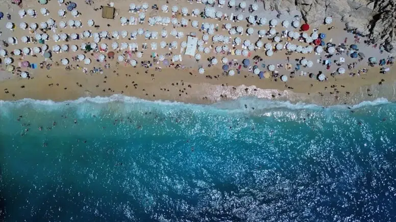 Plajlarda sigara yasağı yarın başlıyor: İlk kez Antalya'da uygulanacak