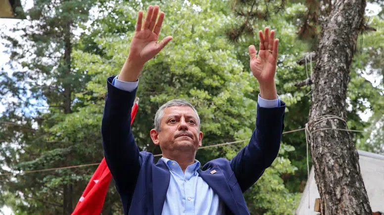 Özgür Özel'den kurultay için bir hamle daha! Süre verdiler