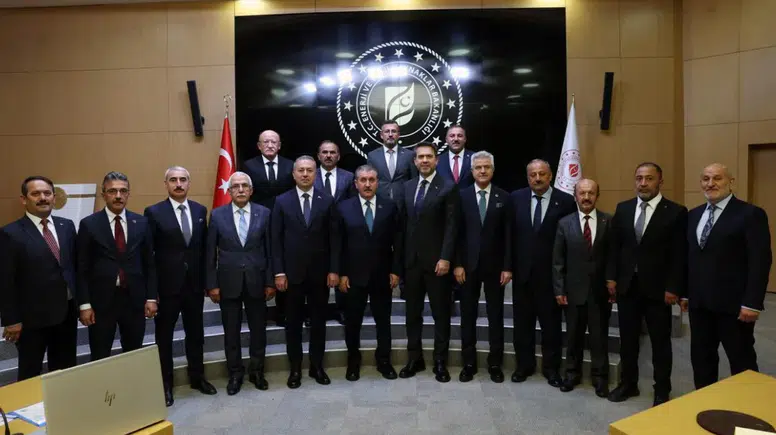 Başkan Uzun'dan Enerji Bakanı Bayraktar'a Ziyaret