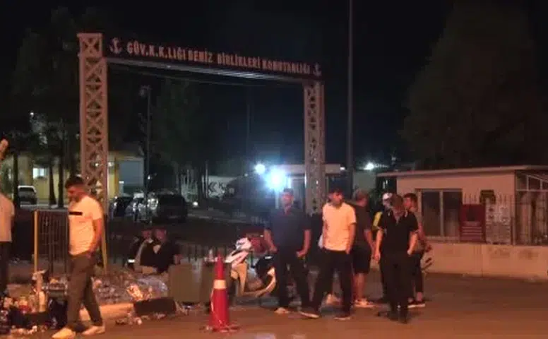 Akdeniz'de Can Pazarı: Alabora Olan Feribotta Kaybolan 18 Yolcu Aratılıyor