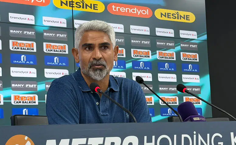 Sivasspor Teknik Direktörü Taşdemir: "10 Kişi Kalana Kadar İyiydik, Basit Goller Yedik"