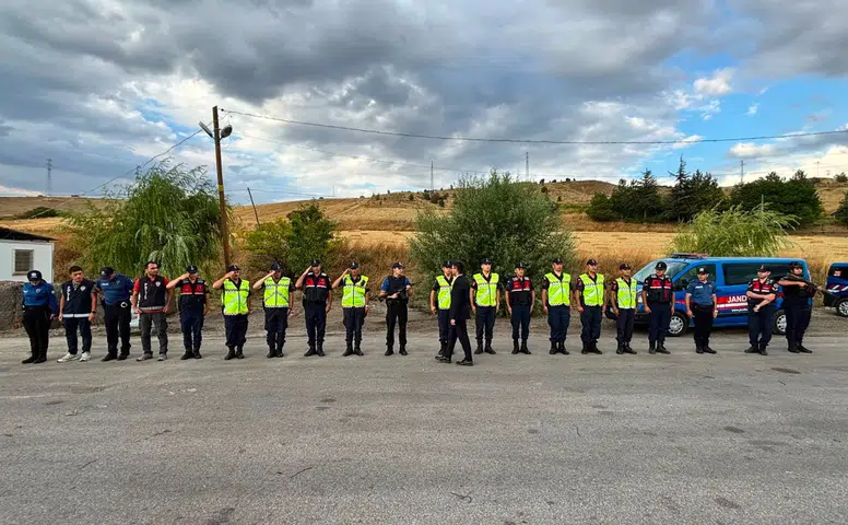 Akıncılar Kaymakamı Faruk Karababa’dan Yol Kontrol Noktası ve Köy Ziyaretleri