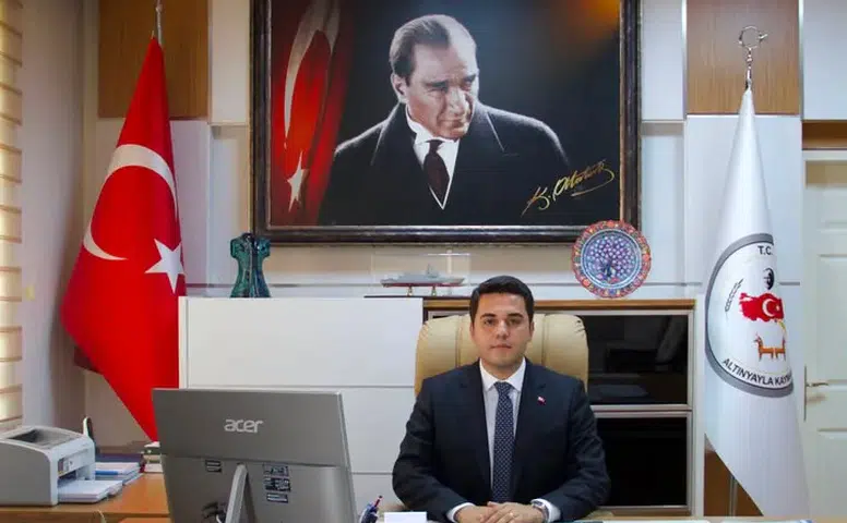 Altınyayla Kaymakamı Ahmet Baz Görevine Resmen Başladı