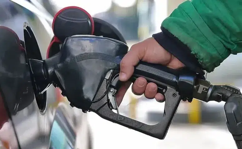 Bugün depoyu ucuza doldurun! Akaryakıta yeni zam geliyor, motorin ve benzinde litre fiyatı...